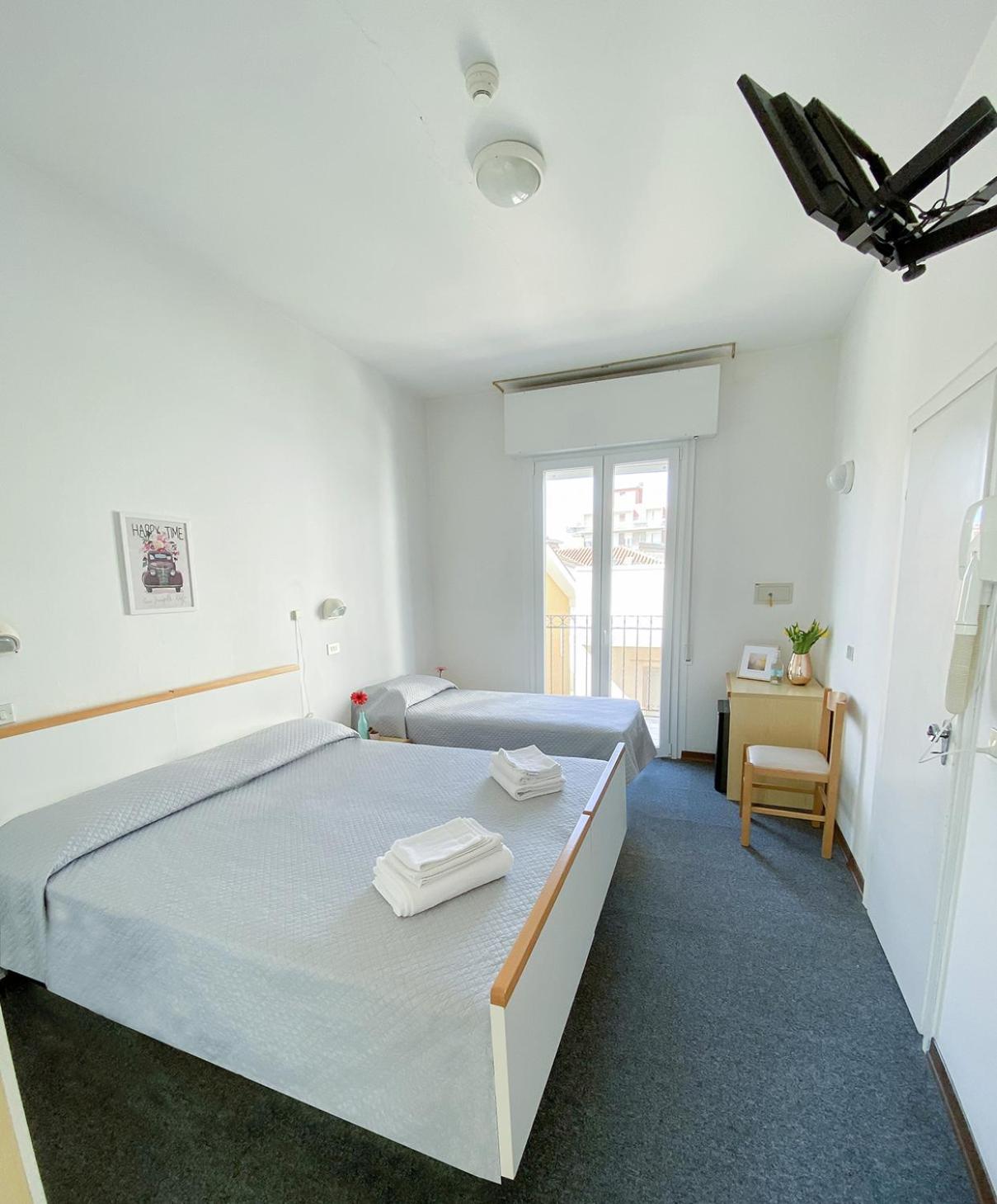 Hotel Berlino Cattolica Kültér fotó