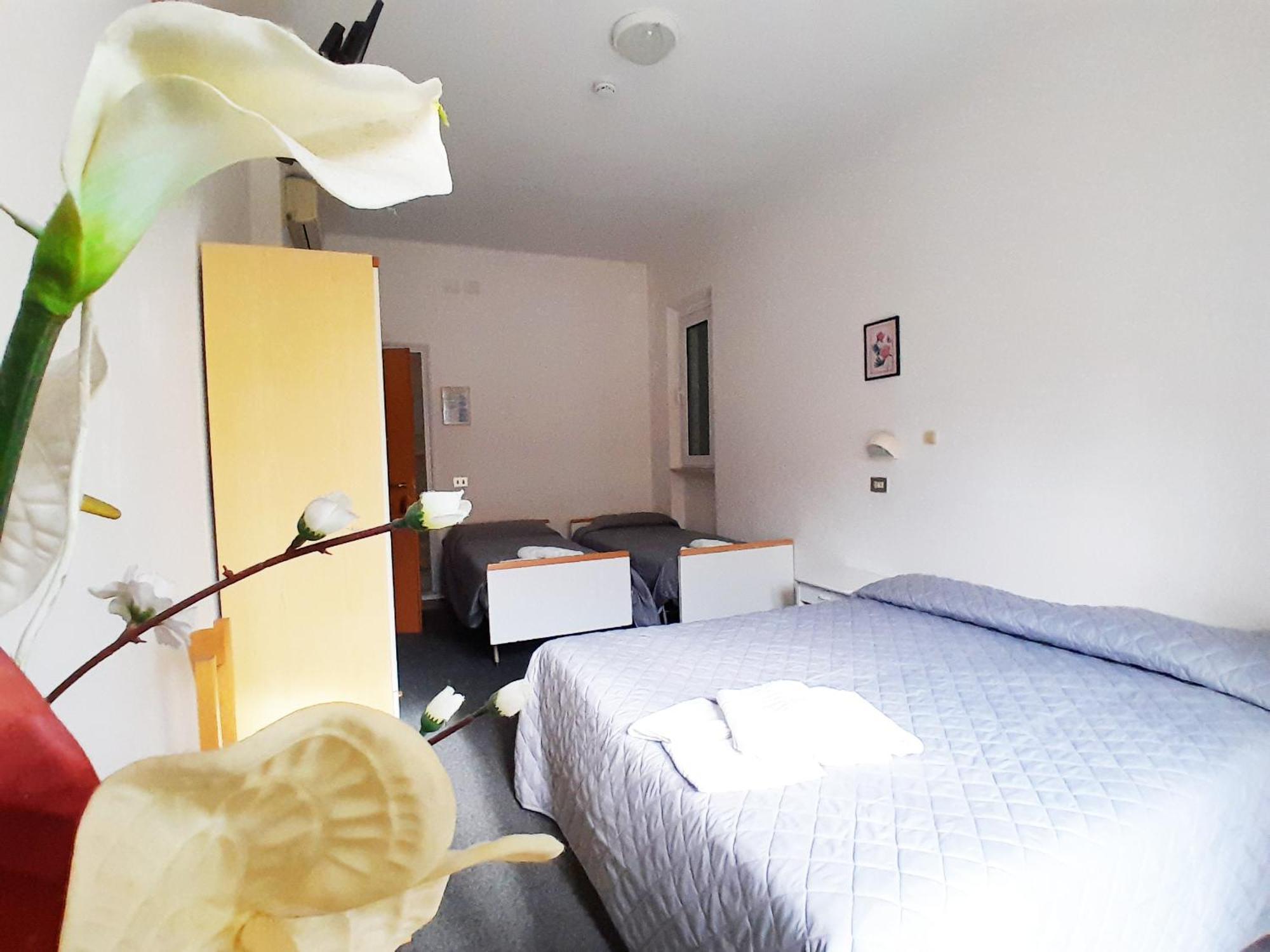 Hotel Berlino Cattolica Szoba fotó