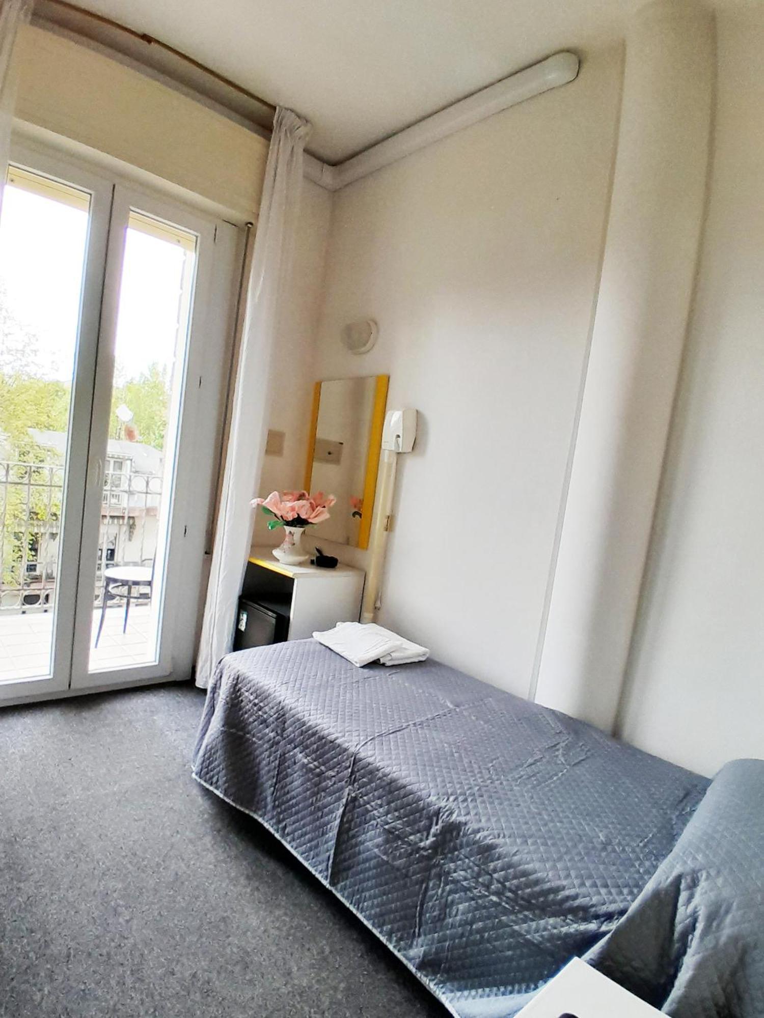 Hotel Berlino Cattolica Szoba fotó