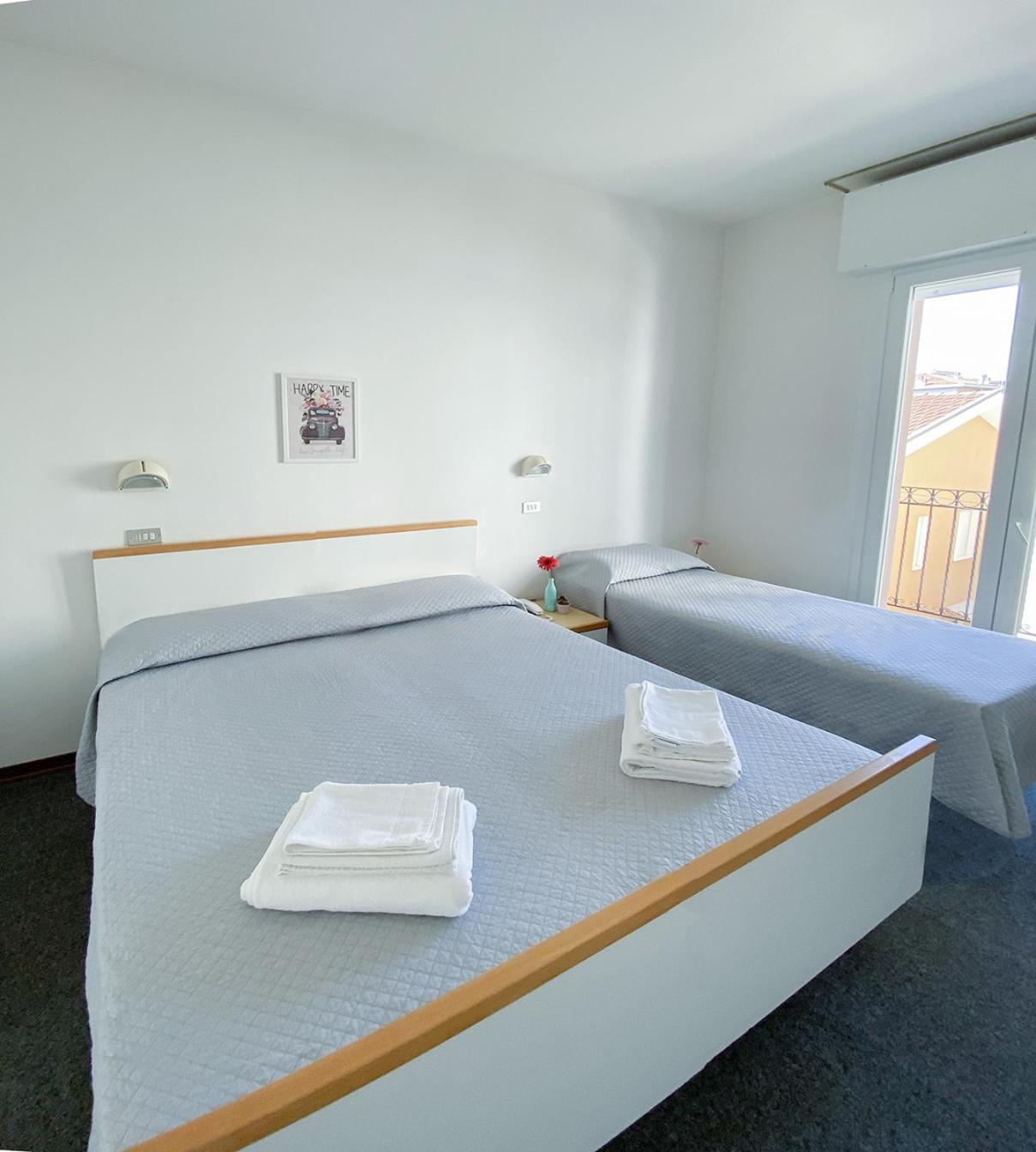 Hotel Berlino Cattolica Szoba fotó